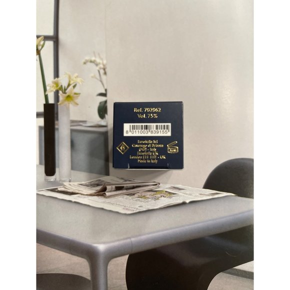 Versace Dylan Blue Pour Femme Eau de Parfum - Picture 8 of 8